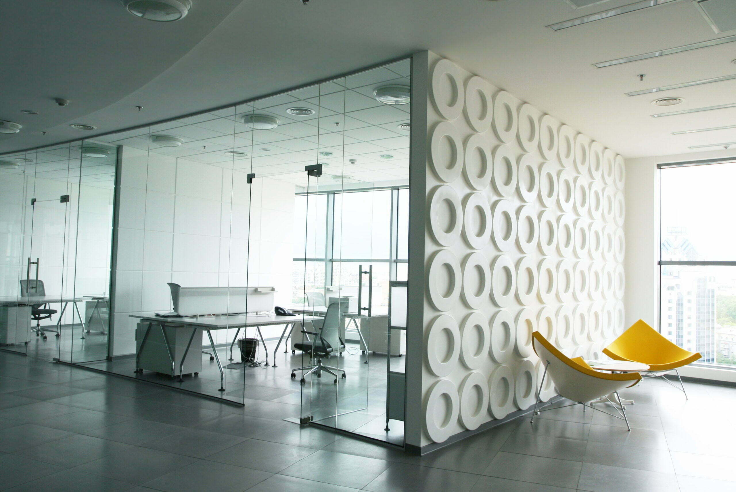Productivity-Enhancing Workspace Design